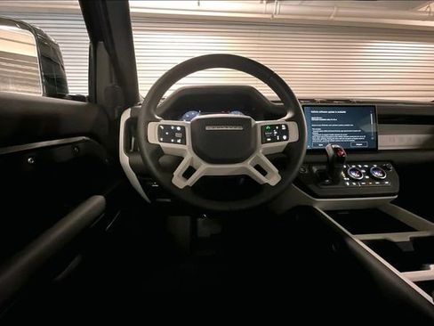 Certified 2025 Land Rover Defender 110 S image 4