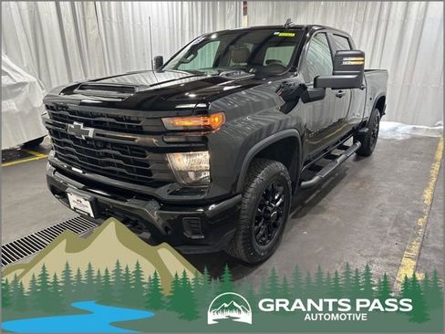 Certified 2025 Chevrolet Silverado 2500 Custom w/ Custom Value Package image 22