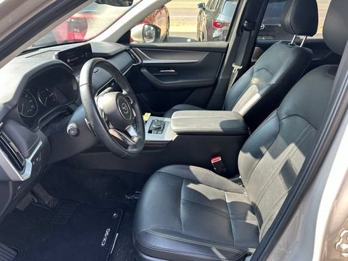 Certified 2024 MAZDA CX-90 3.3 Turbo w/ Preferred Plus AWD/4WD image 17