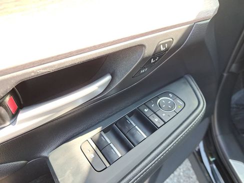 Used 2024 Toyota Grand Highlander Platinum image 17