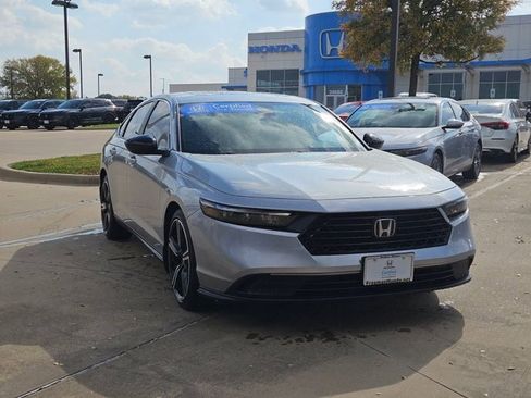 Used 2024 Honda Accord Sport image 3