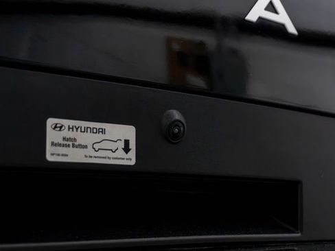Used 2024 Hyundai Santa Fe SEL FWD image 7