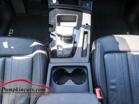 Used 2023 Audi Q5 2.0T Premium w/ Convenience Package AWD/4WD image 36