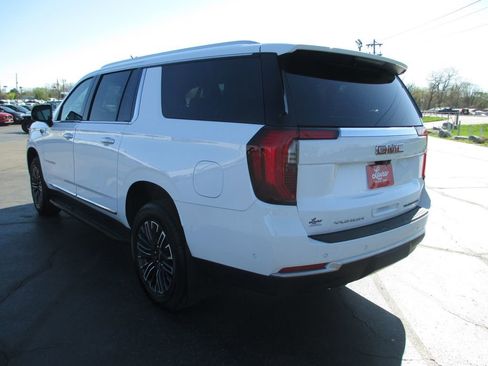 Used 2025 GMC Yukon XL Elevation w/ Elevation Premium Package image 8
