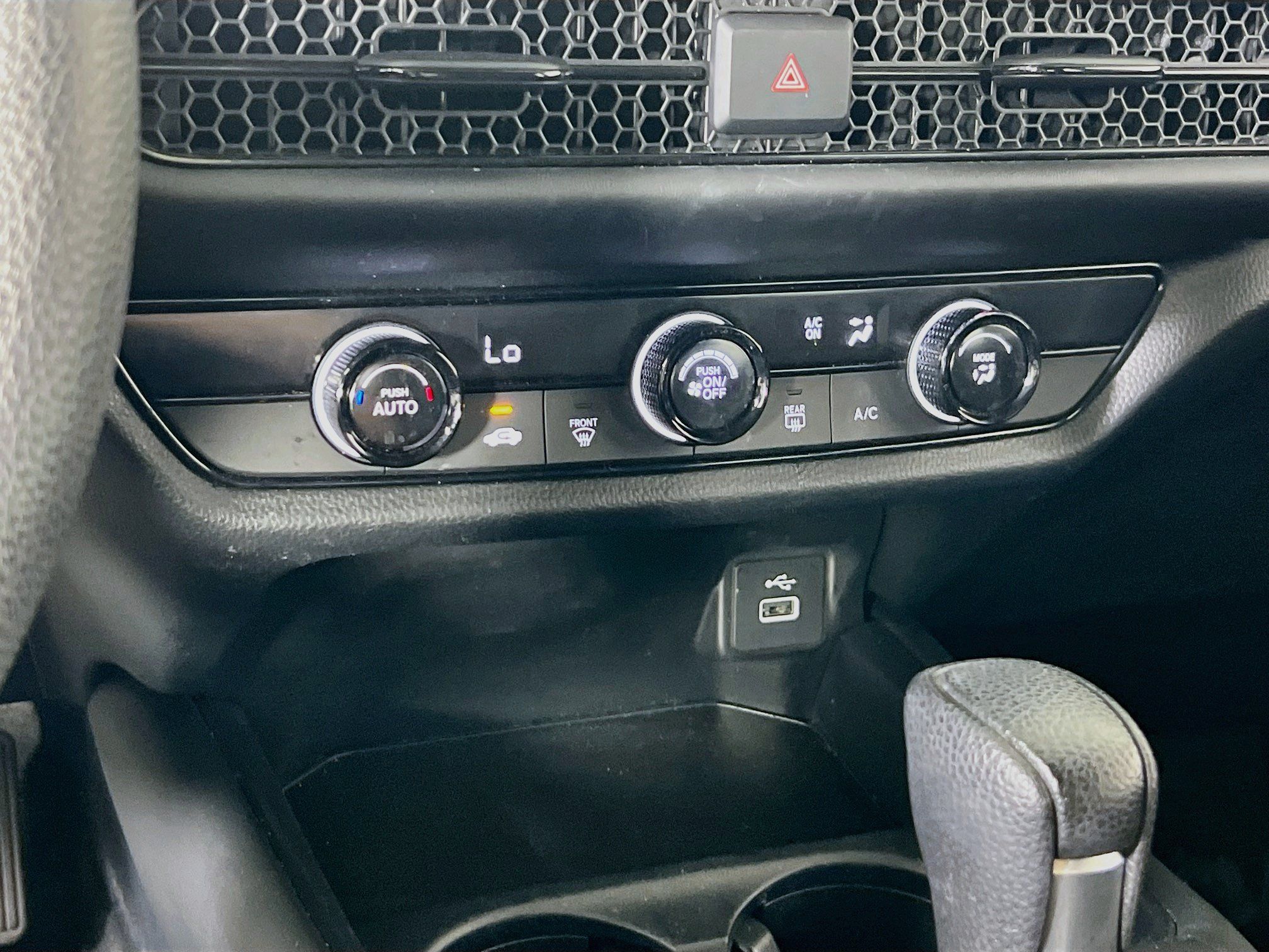 Used 2023 Honda HR-V LX image 15