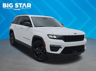Used 2023 Jeep Grand Cherokee Limited w/ Black Appearance Package AWD/4WD video 1