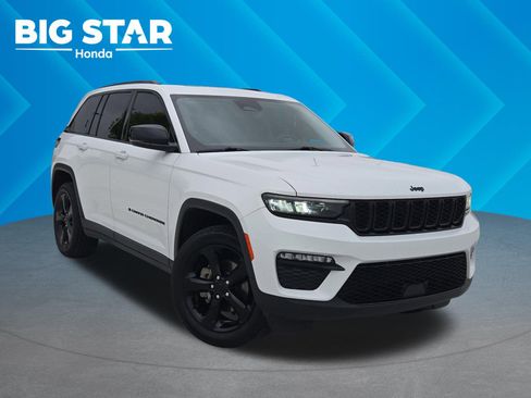 Used 2023 Jeep Grand Cherokee Limited w/ Black Appearance Package AWD/4WD image 1