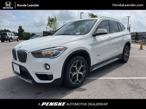 Used 2018 BMW X1 xDrive28i AWD/4WD image 1