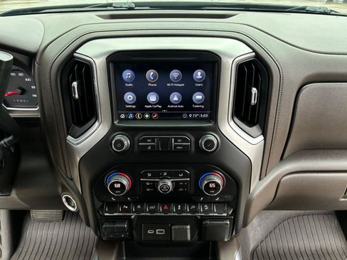 Used 2020 Chevrolet Silverado 1500 RST AWD/4WD image 19