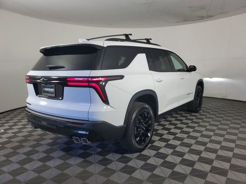 New 2026 Chevrolet Traverse LT w/ Midnight/Sport Edition image 4