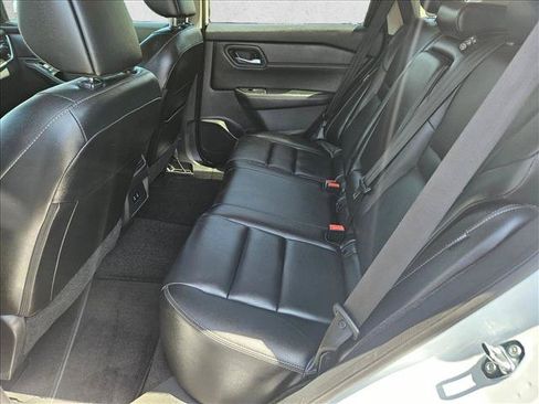 Used 2024 Nissan Rogue SL AWD/4WD image 20