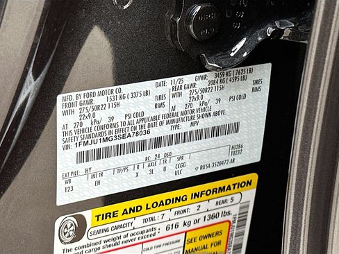 New 2025 Ford Expedition Platinum w/ Stealth Performance Package image 21