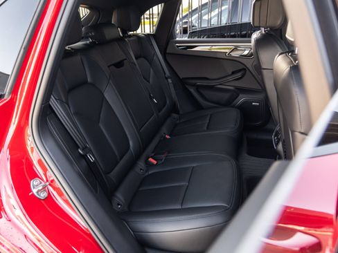 New 2026 Porsche Macan AWD/4WD image 42