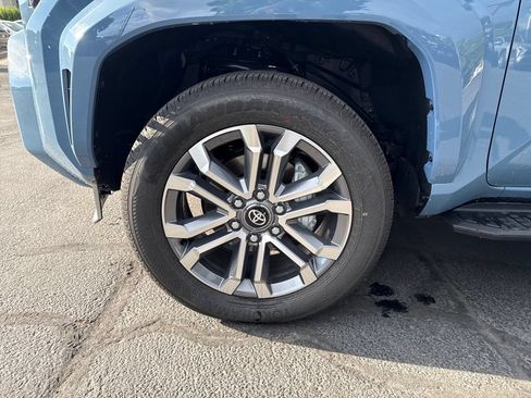 New 2026 Toyota 4Runner Limited AWD/4WD image 28