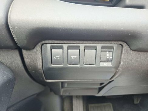Used 2023 Subaru Ascent Touring AWD/4WD image 30