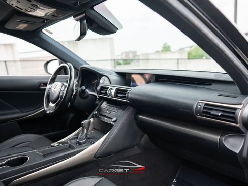 Used 2018 Lexus IS 300 F Sport w/ F Sport Package image 12