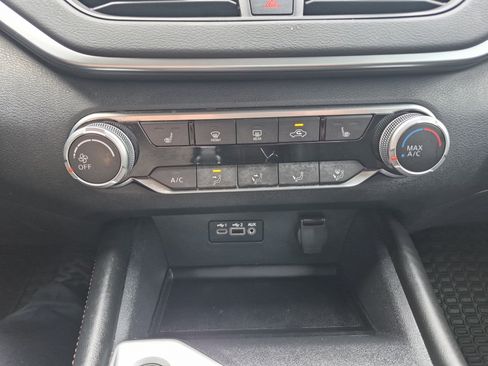 Used 2021 Nissan Altima 2.5 SR w/ SR Premium Package image 29