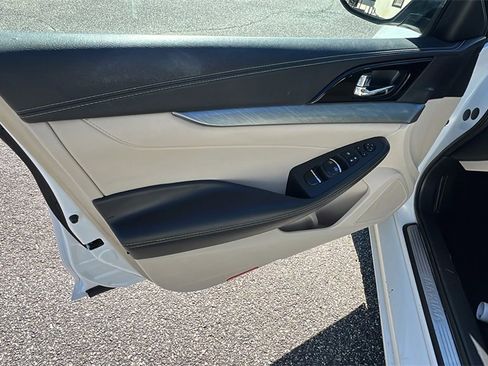 Used 2016 Nissan Maxima 3.5 SV w/ Interior Lighting Package image 11