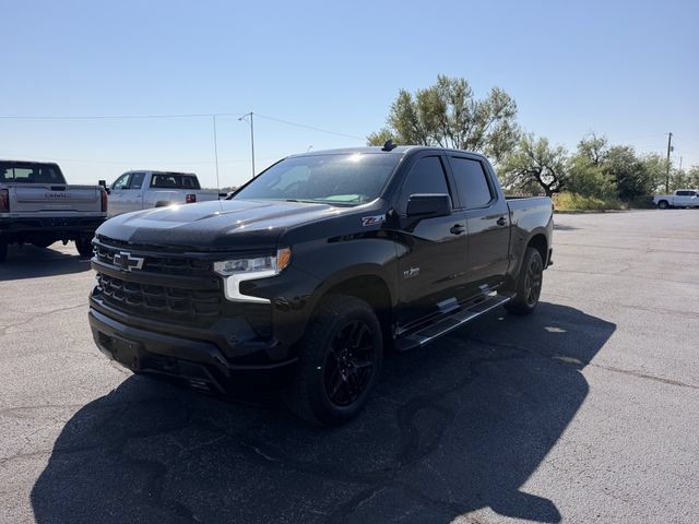 Used 2024 Chevrolet Silverado 1500 RST w/ Z71 Off-Road Package AWD/4WD image 1