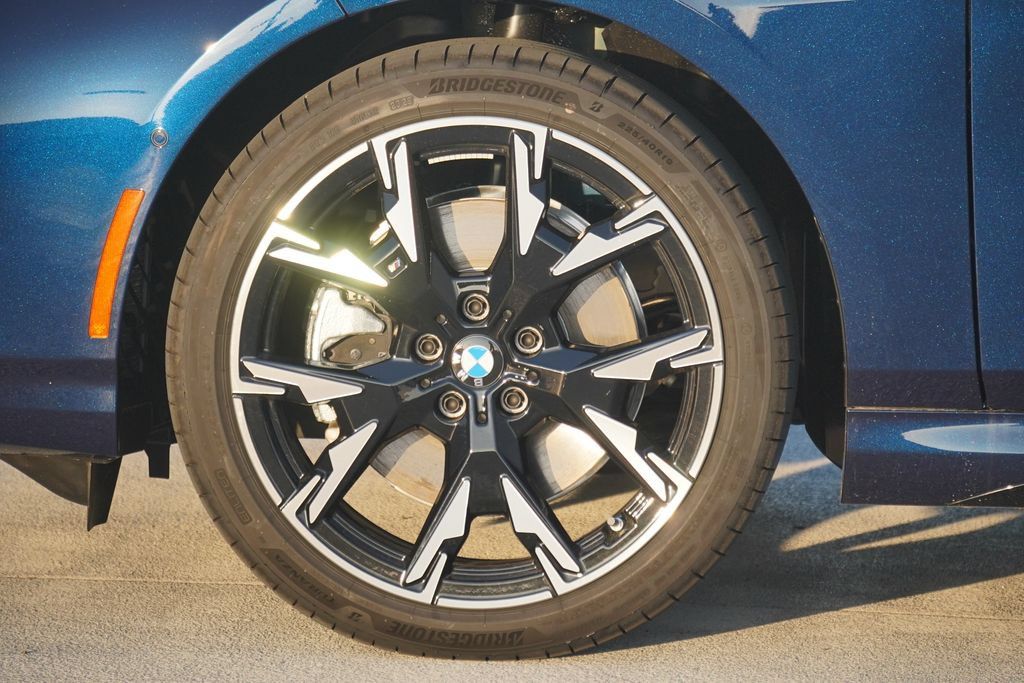 Used 2026 BMW 228i w/ Premium Package FWD image 5