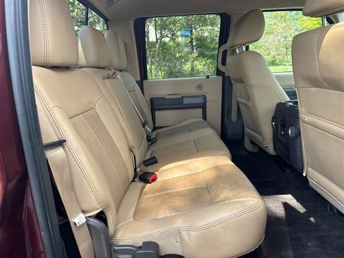 Used 2011 Ford F250 Lariat w/ Lariat Interior Pkg AWD/4WD image 22