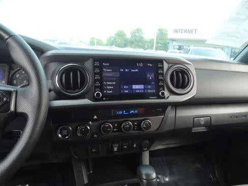 Used 2023 Toyota Tacoma TRD Off-Road image 28