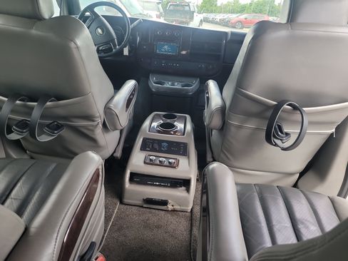 Used 2012 Chevrolet Express 2500 LT RWD image 12