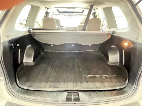 Used 2017 Subaru Forester 2.5i Premium image 23