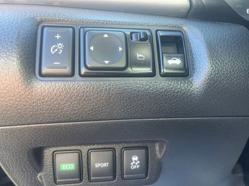 Used 2018 Nissan Sentra S image 18