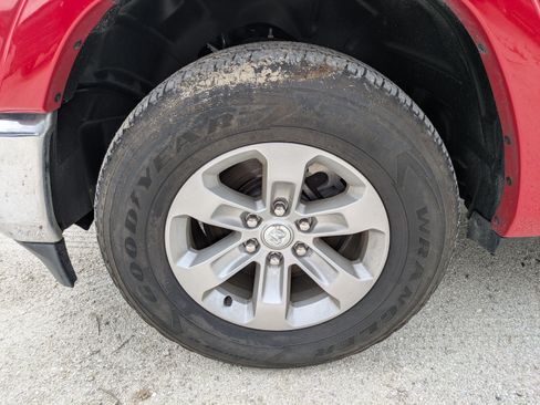 Used 2022 RAM 1500 Laramie AWD/4WD image 10
