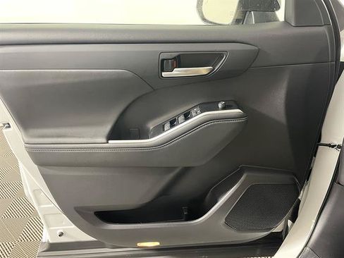 New 2026 Toyota Highlander XSE AWD/4WD image 21