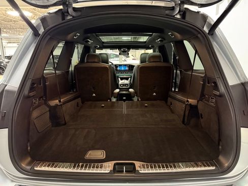 Used 2022 Mercedes-Benz GLS 450 4MATIC w/ Acoustic Comfort Package image 17