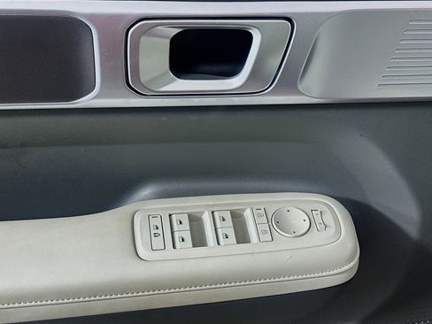 Used 2025 Hyundai Santa Fe SEL image 15