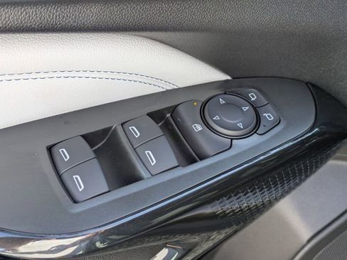 New 2026 Chevrolet Trax LT w/ Driver Confidence Package FWD image 9