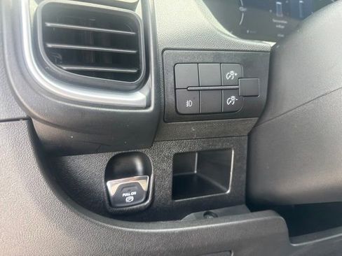 Used 2025 RAM ProMaster 3500 w/ Quick Order Package 24G SLT FWD image 23