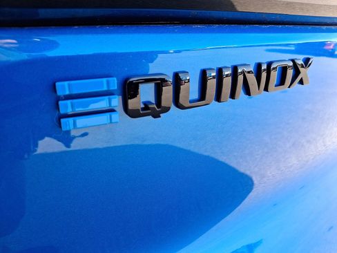 New 2026 Chevrolet Equinox EV RS FWD image 19