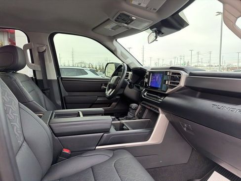Used 2024 Toyota Tundra SR5 image 33