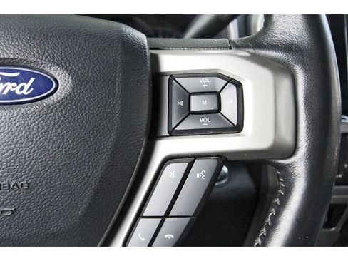 Used 2022 Ford F350 Lariat w/ Lariat Ultimate Package AWD/4WD image 19