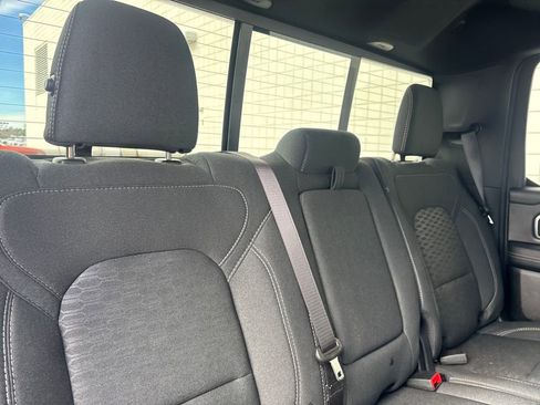 Used 2025 RAM 1500 Lone Star image 27