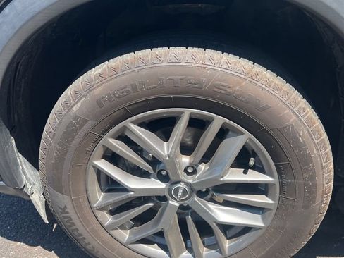Used 2022 Nissan Rogue S AWD/4WD image 12