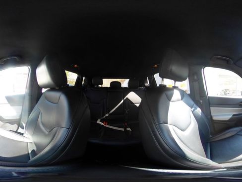 Used 2025 Jeep Compass Limited AWD/4WD image 43