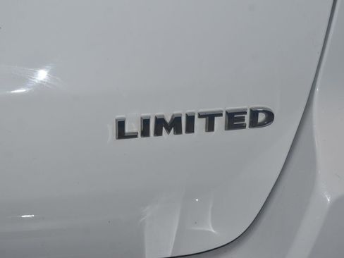 Used 2020 Jeep Grand Cherokee Limited image 37