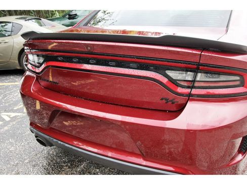Used 2020 Dodge Charger R/T w/ Plus Group RWD image 5