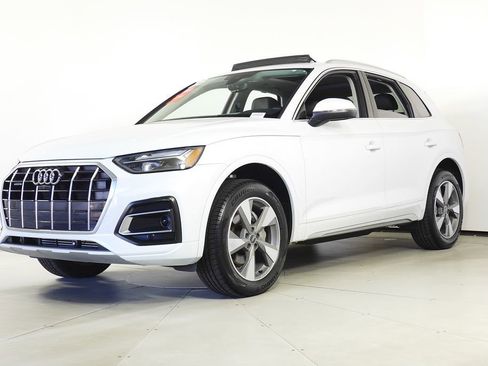 Used 2023 Audi Q5 2.0T Premium Plus w/ Premium Plus Package image 2