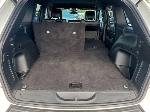 Used 2021 Jeep Grand Cherokee Laredo X RWD image 10