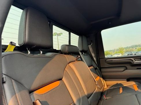 Certified 2024 GMC Sierra 2500 AT4 w/ AT4 Premium Plus Package AWD/4WD image 23
