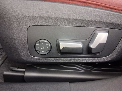 Used 2023 BMW i4 eDrive40 w/ Premium Package RWD image 16