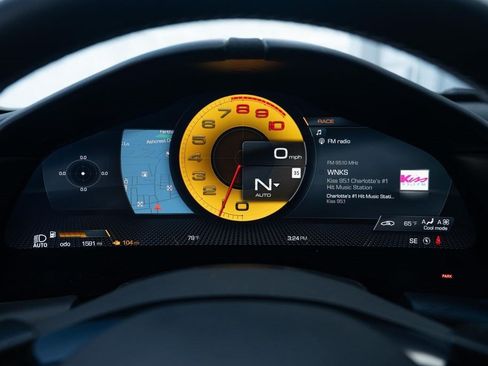 Used 2022 Ferrari Roma RWD image 36