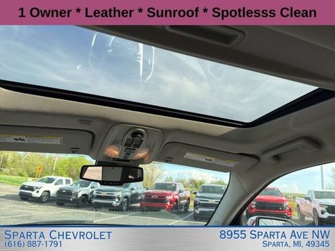 Used 2017 GMC Terrain SLT w/ Open Road Package FWD image 11