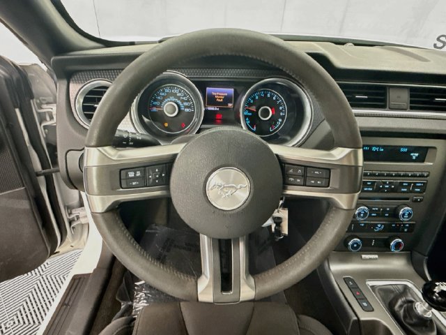 Used 2013 Ford Mustang Boss 302 w/ Boss 302 Accessory Pkg RWD image 11